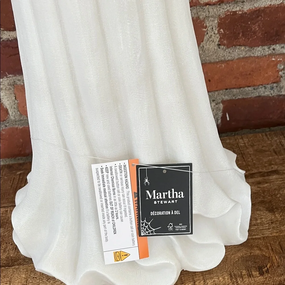 Martha Stewart 18 inch White Ghost Halloween Decoration - Picture 8 of 10